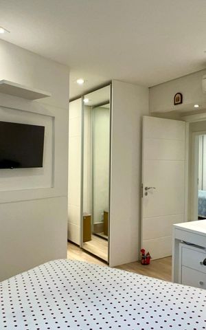 Apartamento à venda com 150m², 3 quartos e 2 vagas Apartamento à venda com 150m², 3 quartos e 2 vagasSuite