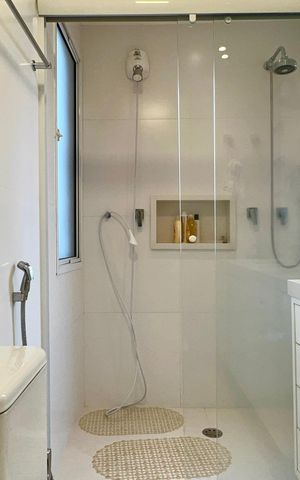 Apartamento à venda com 150m², 3 quartos e 2 vagas Apartamento à venda com 150m², 3 quartos e 2 vagasBanheiro