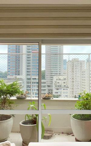 Apartamento à venda com 150m², 3 quartos e 2 vagas Apartamento à venda com 150m², 3 quartos e 2 vagasVaranda