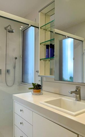 Apartamento à venda com 150m², 3 quartos e 2 vagas Apartamento à venda com 150m², 3 quartos e 2 vagasBanheiro
