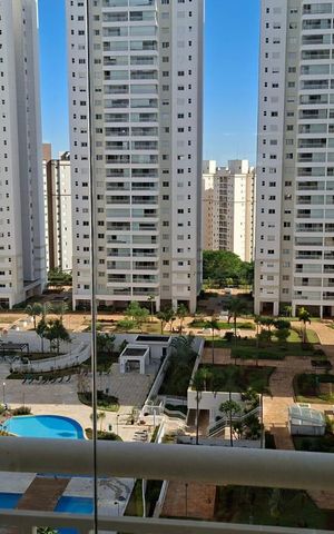 Apartamento para alugar com 107m², 2 quartos e 2 vagas Apartamento para alugar com 107m², 2 quartos e 2 vagasVaranda
