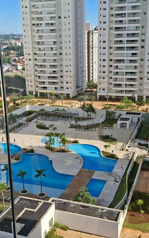 Apartamento para alugar com 107m², 2 quartos e 2 vagas Apartamento para alugar com 107m², 2 quartos e 2 vagasVaranda