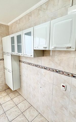 Apartamento para alugar com 60m², 2 quartos e 1 vaga Apartamento para alugar com 60m², 2 quartos e 1 vagaCozinha e Área de Serviço
