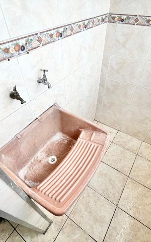 Apartamento para alugar com 60m², 2 quartos e 1 vaga Apartamento para alugar com 60m², 2 quartos e 1 vagaCozinha e Área de Serviço