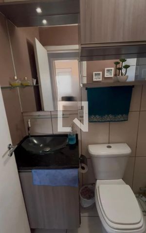 Apartamento à venda com 50m², 2 quartos e 1 vaga Apartamento à venda com 50m², 2 quartos e 1 vagaBanheiro