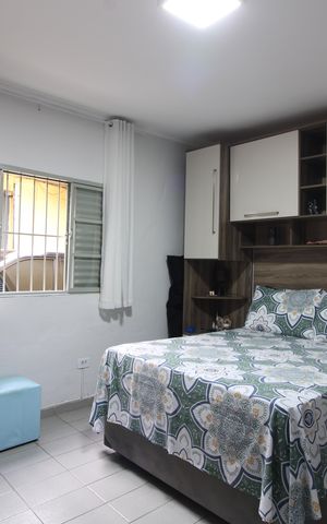 Casa à venda com 161m², 4 quartos e 2 vagasQuarto 2 casa 1