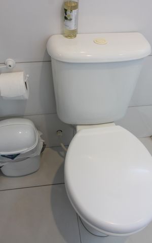 Casa à venda com 161m², 4 quartos e 2 vagasbanheiro casa 2