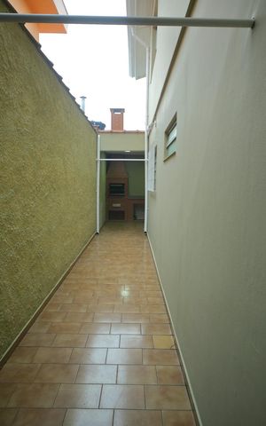 Casa à venda com 133m², 3 quartos e 2 vagasÁrea de Serviço