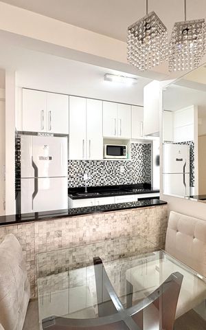 Apartamento à venda com 47m², 2 quartos e 1 vaga Apartamento à venda com 47m², 2 quartos e 1 vagaSala de Jantar