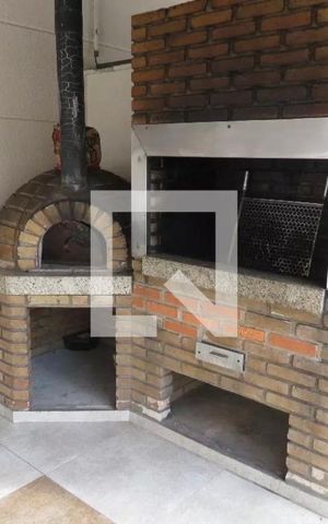 Apartamento à venda com 47m², 2 quartos e 1 vaga Apartamento à venda com 47m², 2 quartos e 1 vagaÁrea comum - Churrasqueira