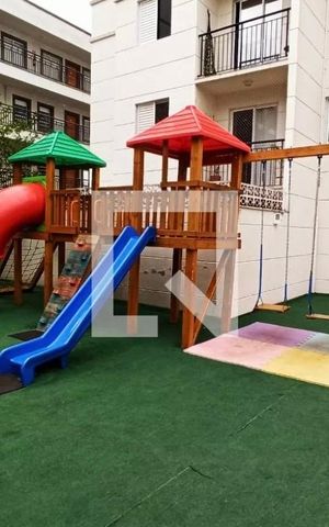Apartamento à venda com 47m², 2 quartos e 1 vaga Apartamento à venda com 47m², 2 quartos e 1 vagaÁrea comum - Playground
