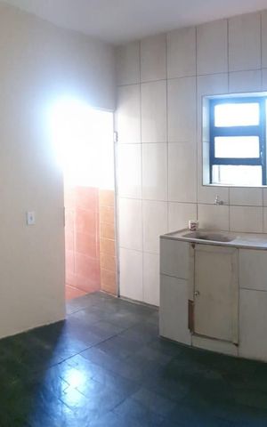 Casa à venda com 160m², 4 quartos e 4 vagas Casa à venda com 160m², 4 quartos e 4 vagasCasa 2