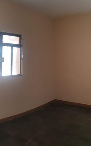 Casa à venda com 160m², 4 quartos e 4 vagas Casa à venda com 160m², 4 quartos e 4 vagasCasa 2