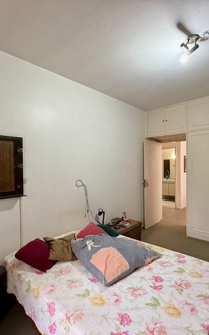 Casa para alugar com 267m², 4 quartos e 5 vagas Casa para alugar com 267m², 4 quartos e 5 vagasQuarto 4