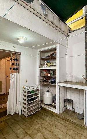 Casa para alugar com 267m², 4 quartos e 5 vagas Casa para alugar com 267m², 4 quartos e 5 vagasQuintal Serviço