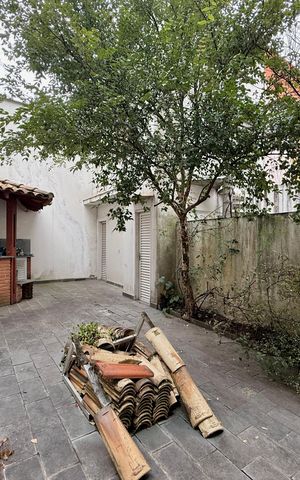 Casa para alugar com 267m², 4 quartos e 5 vagas Casa para alugar com 267m², 4 quartos e 5 vagasQuintal