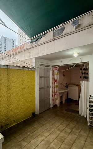 Casa para alugar com 267m², 4 quartos e 5 vagas Casa para alugar com 267m², 4 quartos e 5 vagasQuintal Serviço