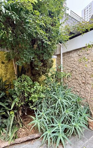 Casa para alugar com 267m², 4 quartos e 5 vagas Casa para alugar com 267m², 4 quartos e 5 vagasJardim