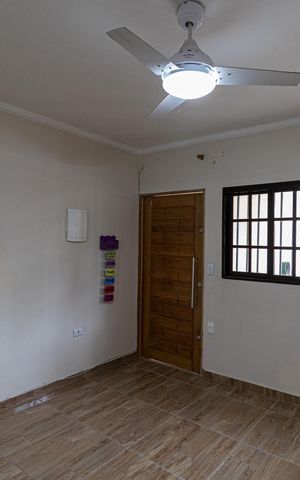 Casa para alugar com 126m², 3 quartos e 2 vagasSala