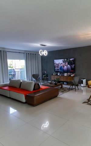 Casa de condomínio à venda com 250m², 3 quartos e 4 vagas Casa de condomínio à venda com 250m², 3 quartos e 4 vagasSala
