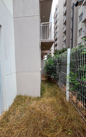Apartamento à venda com 48m², 2 quartos e sem vaga Apartamento à venda com 48m², 2 quartos e sem vagaVaranda