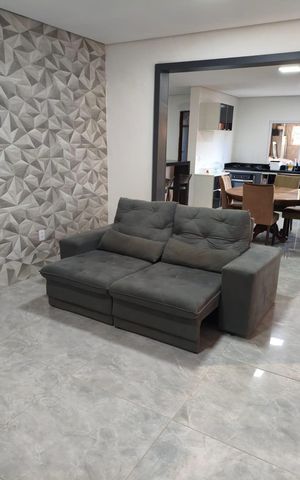 Casa à venda com 700m², 4 quartos e 4 vagas Casa à venda com 700m², 4 quartos e 4 vagasSala
