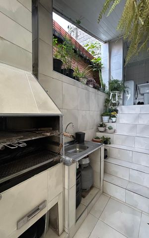 Casa à venda com 120m², 3 quartos e 2 vagas Casa à venda com 120m², 3 quartos e 2 vagasÁrea Gourmet