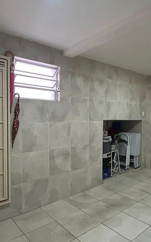 Casa à venda com 120m², 3 quartos e 2 vagas Casa à venda com 120m², 3 quartos e 2 vagasGaragem