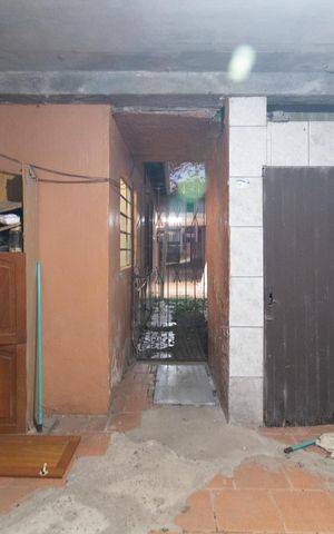Casa à venda com 250m², 3 quartos e 2 vagasÁrea de Serviço