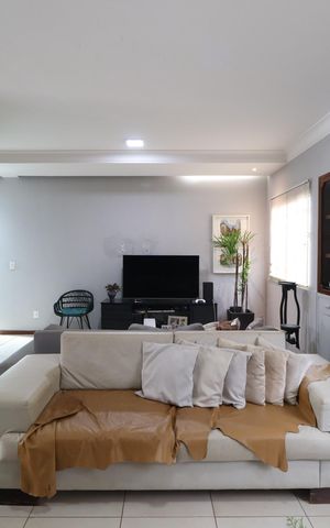 Casa para alugar com 650m², 3 quartos e 2 vagasSala