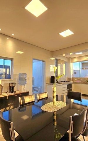 Casa à venda com 354m², 3 quartos e 2 vagas Casa à venda com 354m², 3 quartos e 2 vagasCopa