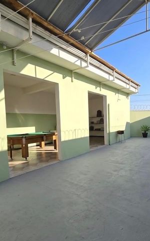 Casa à venda com 354m², 3 quartos e 2 vagas Casa à venda com 354m², 3 quartos e 2 vagasQuintal