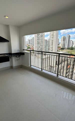 Apartamento à venda com 72m², 2 quartos e 1 vaga Apartamento à venda com 72m², 2 quartos e 1 vagaVaranda