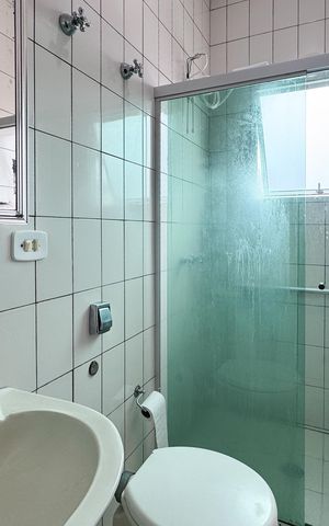 Casa à venda com 256m², 4 quartos e 3 vagas Casa à venda com 256m², 4 quartos e 3 vagasBanheiro Social