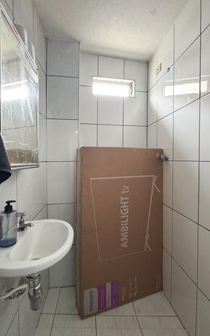 Casa à venda com 256m², 4 quartos e 3 vagas Casa à venda com 256m², 4 quartos e 3 vagasLavabo 3