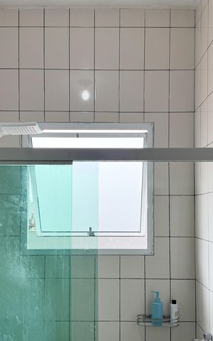Casa à venda com 256m², 4 quartos e 3 vagas Casa à venda com 256m², 4 quartos e 3 vagasBanheiro Social