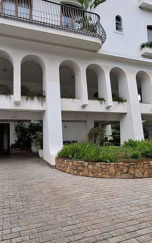 Apartamento para alugar com 297m², 4 quartos e 4 vagas Apartamento para alugar com 297m², 4 quartos e 4 vagasEntrada do Prédio