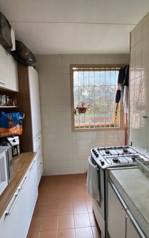 Apartamento à venda com 45m², 2 quartos e 1 vaga Apartamento à venda com 45m², 2 quartos e 1 vagaCozinha