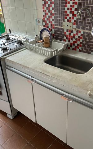 Apartamento à venda com 45m², 2 quartos e 1 vaga Apartamento à venda com 45m², 2 quartos e 1 vagaCozinha