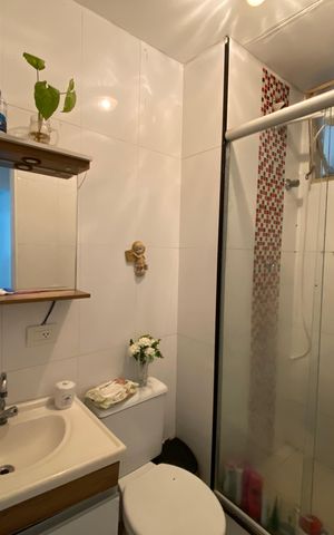 Apartamento à venda com 45m², 2 quartos e 1 vaga Apartamento à venda com 45m², 2 quartos e 1 vagaBanheiro