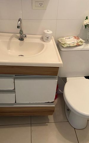 Apartamento à venda com 45m², 2 quartos e 1 vaga Apartamento à venda com 45m², 2 quartos e 1 vagaBanheiro