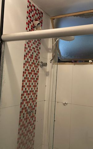 Apartamento à venda com 45m², 2 quartos e 1 vaga Apartamento à venda com 45m², 2 quartos e 1 vagaBanheiro