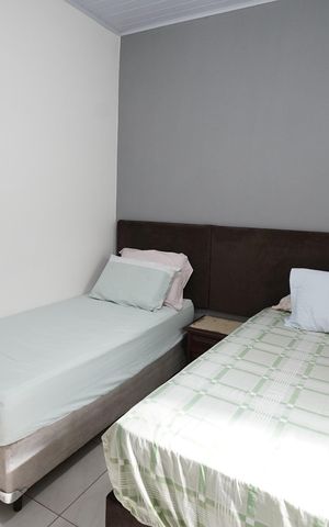 Casa à venda com 200m², 4 quartos e 4 vagas