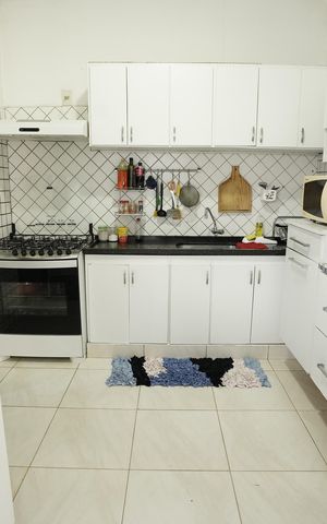 Casa à venda com 200m², 4 quartos e 4 vagas