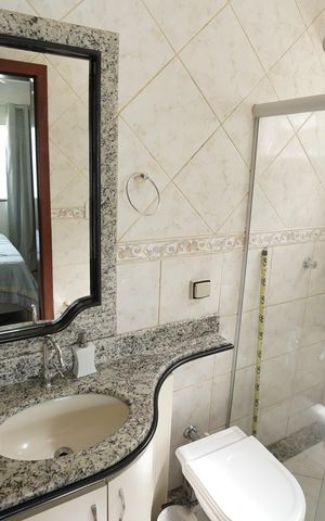Casa à venda com 200m², 4 quartos e 4 vagas