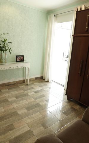 Casa à venda com 200m², 4 quartos e 4 vagas