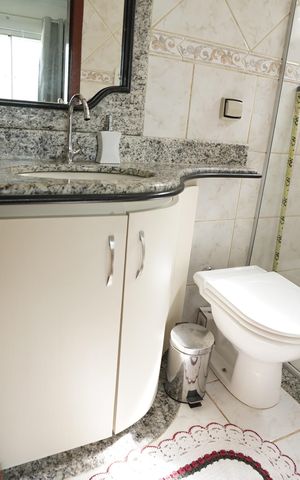 Casa à venda com 200m², 4 quartos e 4 vagas