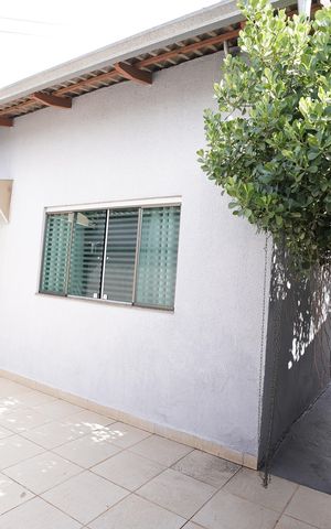 Casa à venda com 200m², 4 quartos e 4 vagas