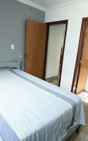 Casa à venda com 200m², 4 quartos e 4 vagas