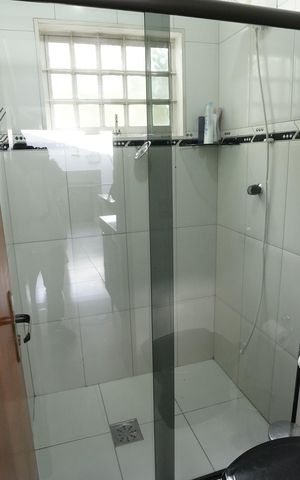 Casa à venda com 200m², 4 quartos e 4 vagas